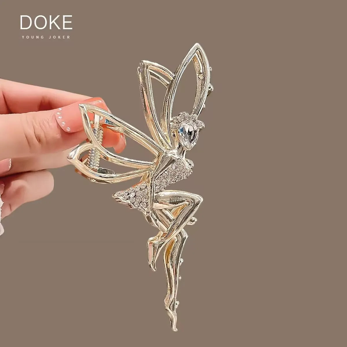 Fashionable Metal Little Angel Cute Elf High Grade Feeling Back Spoon Large Shark Clip Grasping Style Hair Accessories 2025
